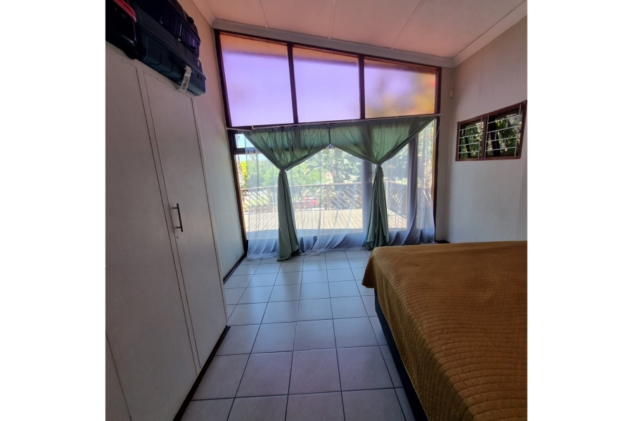 To Let 4 Bedroom Property for Rent in Beacon Bay Eastern Cape